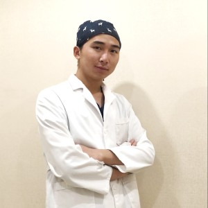 詹俊 医生