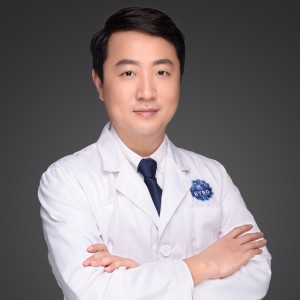 殷俊 医生