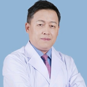 廉井财 医生