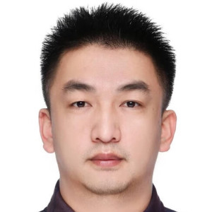 李卓 医生